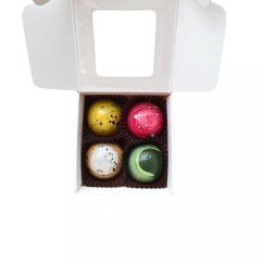 Krabička na 4 ks pralinek bílá