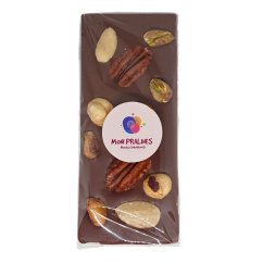 Mléčná čokoláda s ořechy