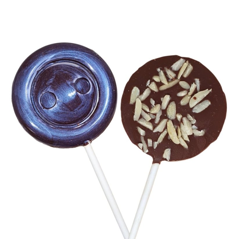 Lízátko z mléčné čokolády - Druhy: Knoflík s ořechy 25g